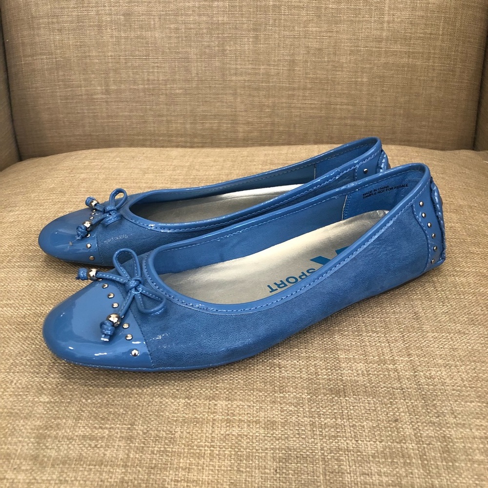 New AK round toe flats with bow and studs